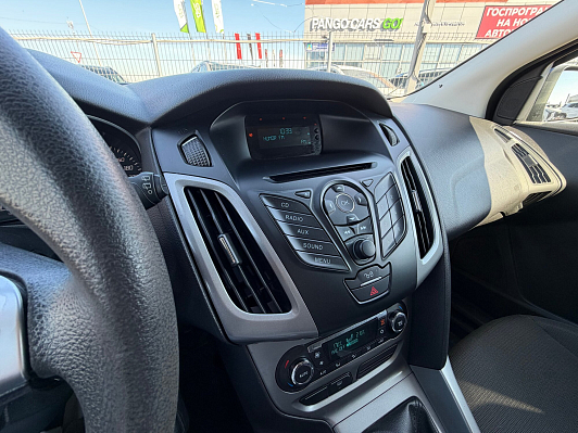 Ford Focus SYNC Edition, 2014 года, пробег 158136 км