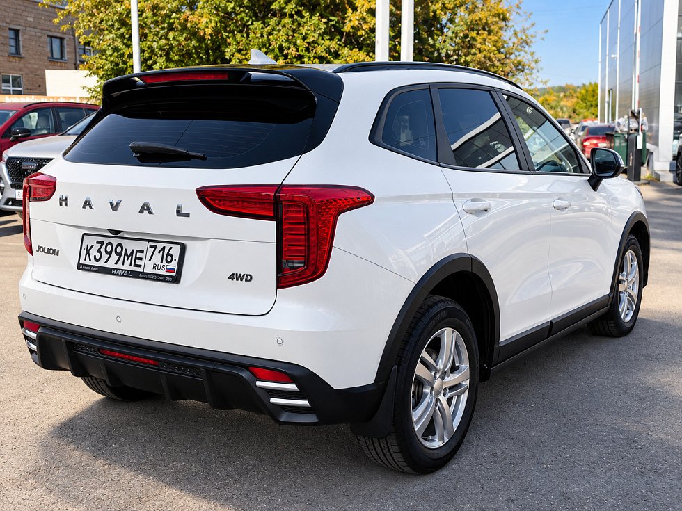 Haval Jolion Оптимум, белый