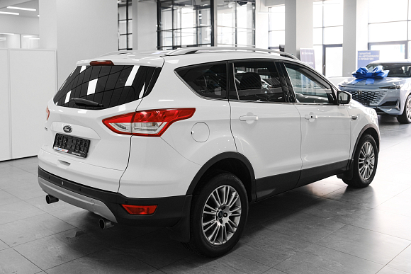 Ford Kuga Titanium, 2013 года, пробег 113700 км