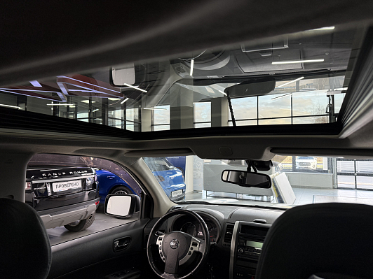 Nissan X-Trail SE High, 2012 года, пробег 208000 км