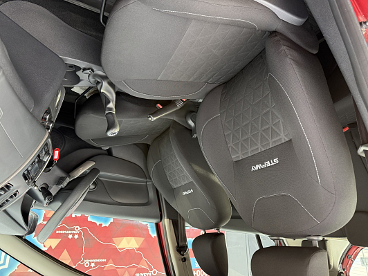 Renault Sandero Privilege, 2016 года, пробег 116000 км