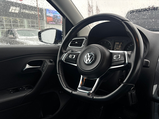 Volkswagen Polo Highline, 2019 года, пробег 138596 км