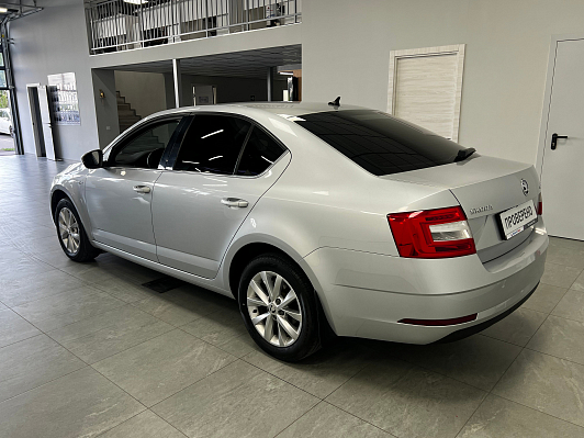 Skoda Octavia Hockey Edition, 2020 года, пробег 105000 км
