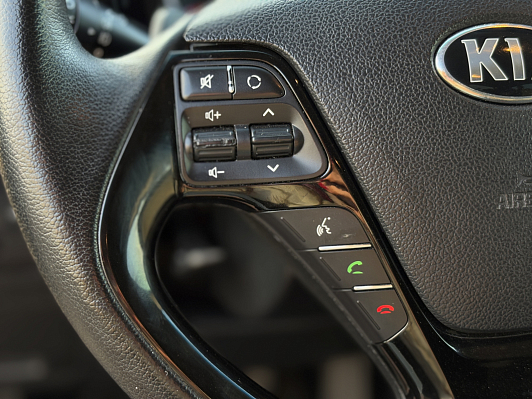 Kia Ceed Luxe, 2013 года, пробег 175000 км