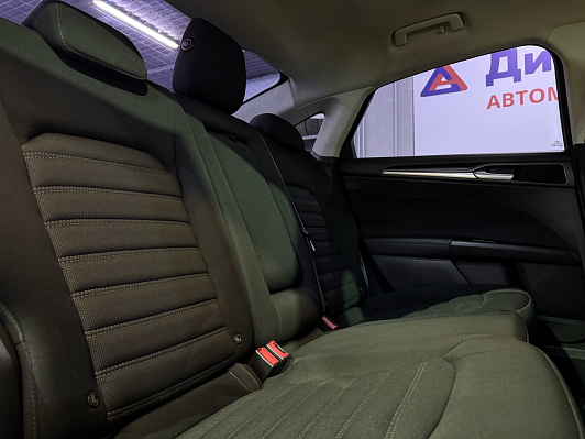 Ford Mondeo Trend, 2015 года, пробег 89000 км