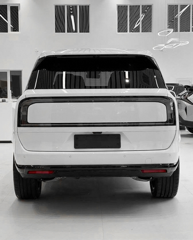 Zeekr 9X Ultra, белый