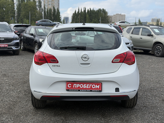 Opel Astra Cosmo, 2013 года, пробег 147217 км