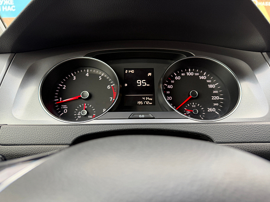 Volkswagen Golf, 2013 года, пробег 190000 км
