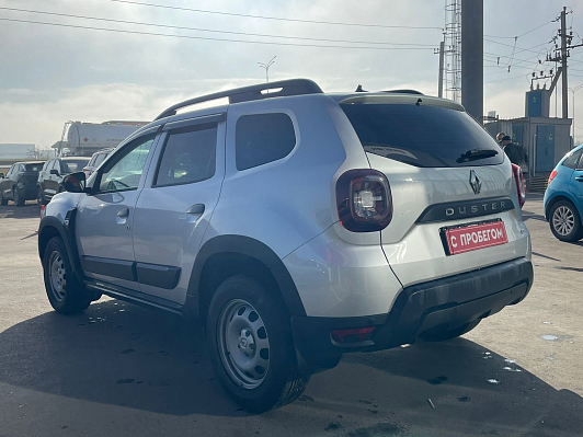 Renault Duster Life, 2021 года, пробег 17572 км