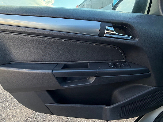 Opel Astra Cosmo, 2011 года, пробег 196699 км