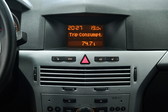 Opel Astra, 2014 года, пробег 188378 км