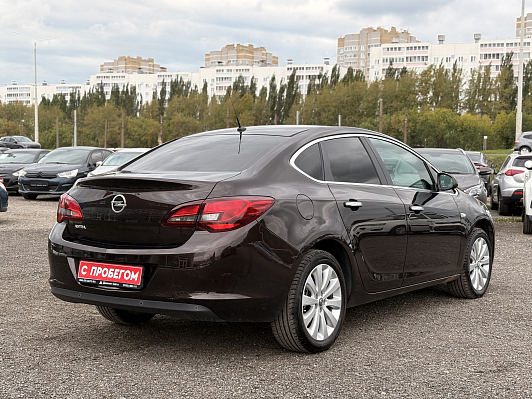 Opel Astra Cosmo, 2013 года, пробег 124500 км