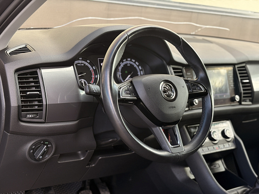 Skoda Kodiaq Active, 2019 года, пробег 118922 км