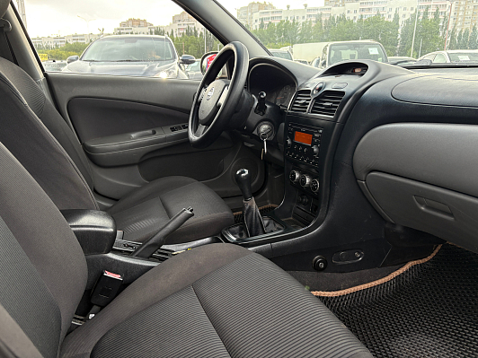 Nissan Almera Classic, 2012 года, пробег 172905 км