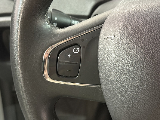 Renault Kaptur Life, 2018 года, пробег 140000 км