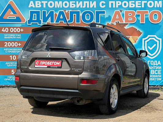 Mitsubishi Outlander Intense, 2010 года, пробег 252000 км