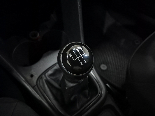 Volkswagen Polo Sochi Edition, 2015 года, пробег 223926 км