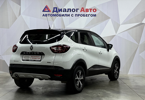 Renault Kaptur Style, 2017 года, пробег 121453 км