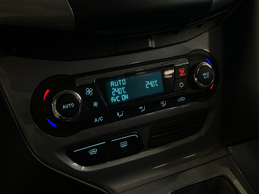 Ford Focus Titanium, 2012 года, пробег 170000 км