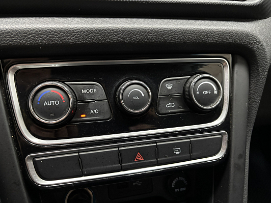 Chery Tiggo 3 Luxury Plus, 2018 года, пробег 86137 км