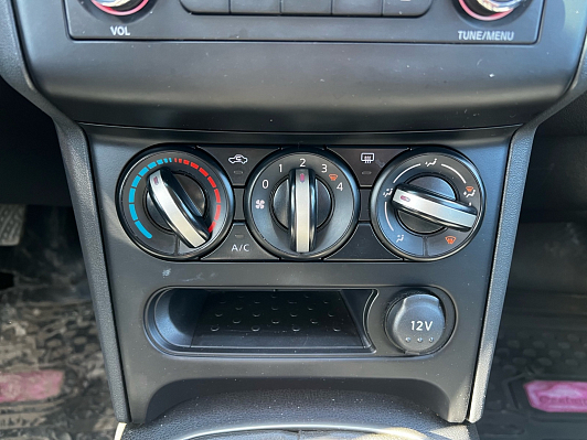 Nissan Qashqai XE, 2013 года, пробег 89639 км