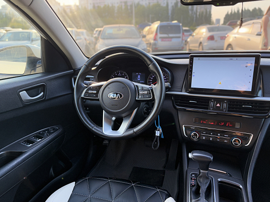 Kia Optima Luxe, 2018 года, пробег 82244 км