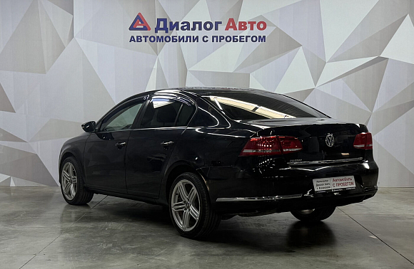 Volkswagen Passat Trendline, 2012 года, пробег 224132 км