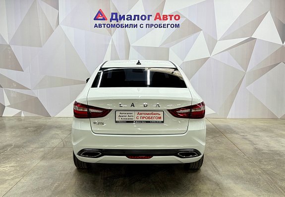 Lada (ВАЗ) Vesta, 2023 года, пробег 48175 км