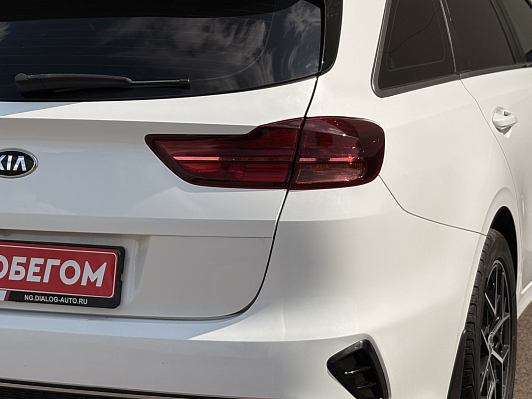 Kia Ceed Luxe, 2019 года, пробег 178574 км