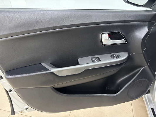 Kia Rio Comfort, 2014 года, пробег 130082 км