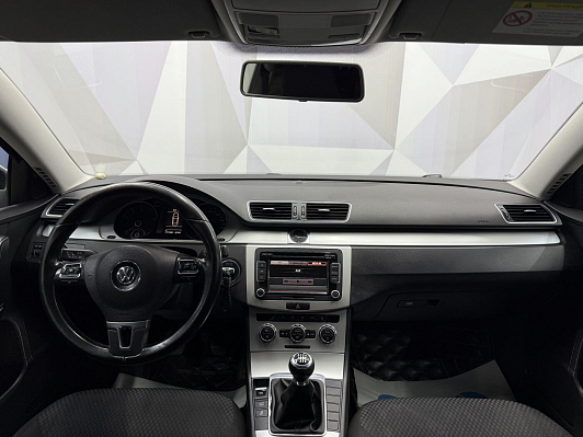 Volkswagen Passat Trendline, 2012 года, пробег 224132 км