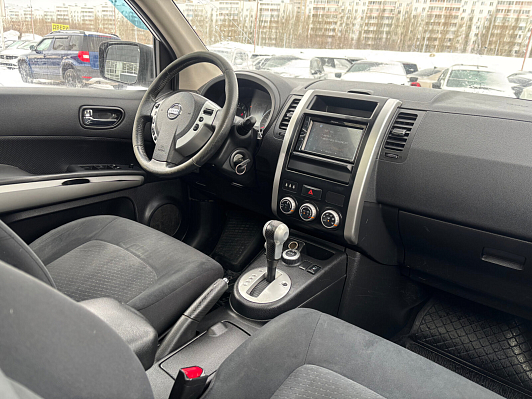 Nissan X-Trail SE High, 2011 года, пробег 302671 км
