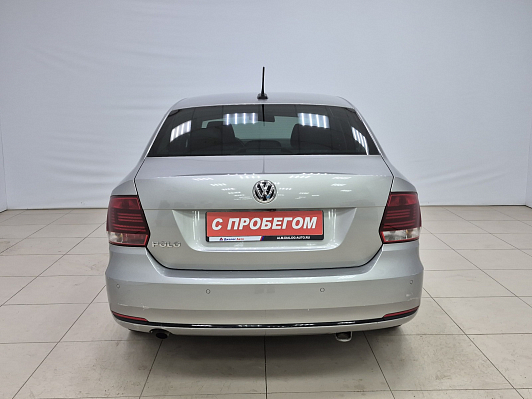Volkswagen Polo Comfortline, 2019 года, пробег 93211 км