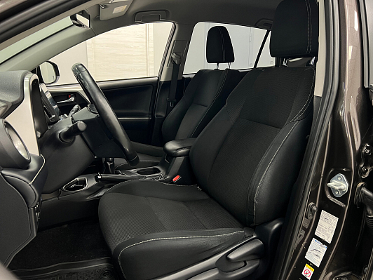 Toyota RAV4, 2018 года, пробег 140740 км