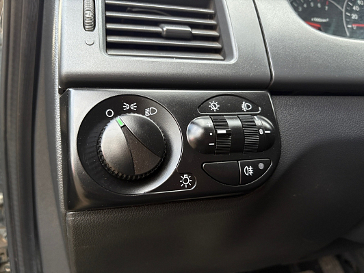 Lada (ВАЗ) Priora, 2011 года, пробег 221141 км
