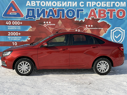Lada (ВАЗ) Vesta Comfort Multimedia, 2017 года, пробег 64000 км