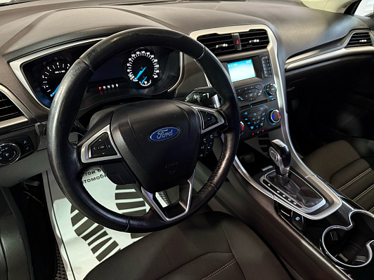 Ford Mondeo Trend, 2015 года, пробег 89000 км