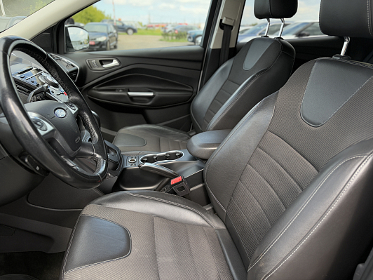 Ford Kuga Titanium, 2014 года, пробег 174312 км