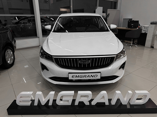 Geely Emgrand Luxury, белый