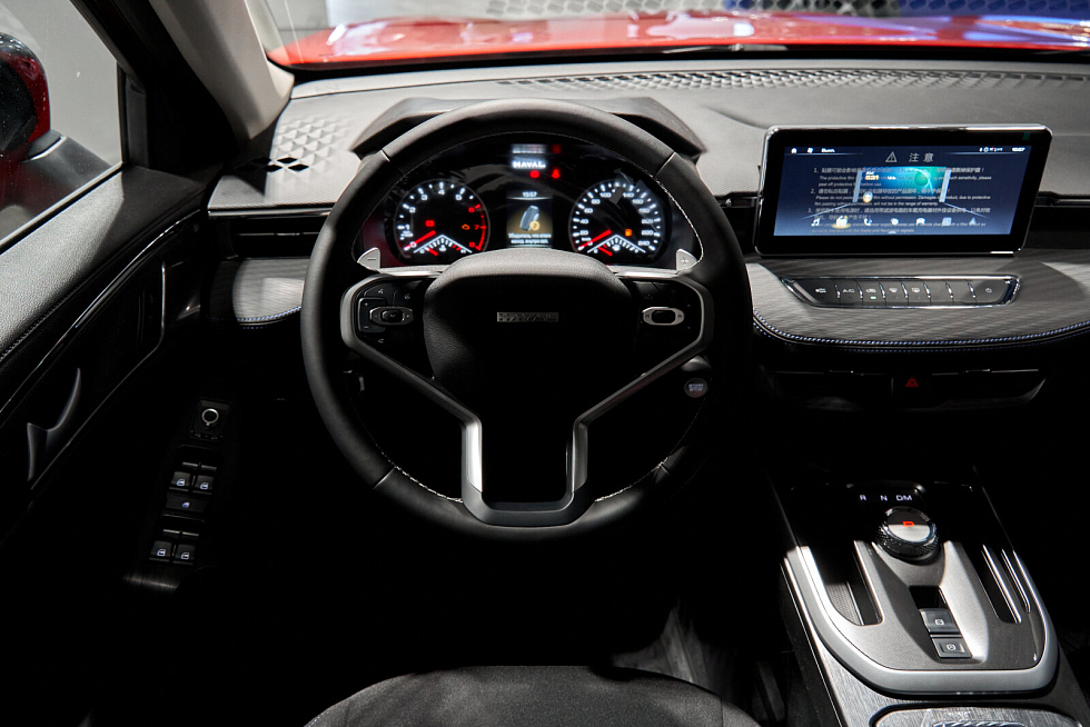 Haval Jolion Elite, красный