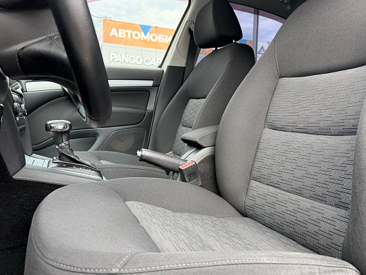 Skoda Octavia Elegance, 2011 года, пробег 230000 км