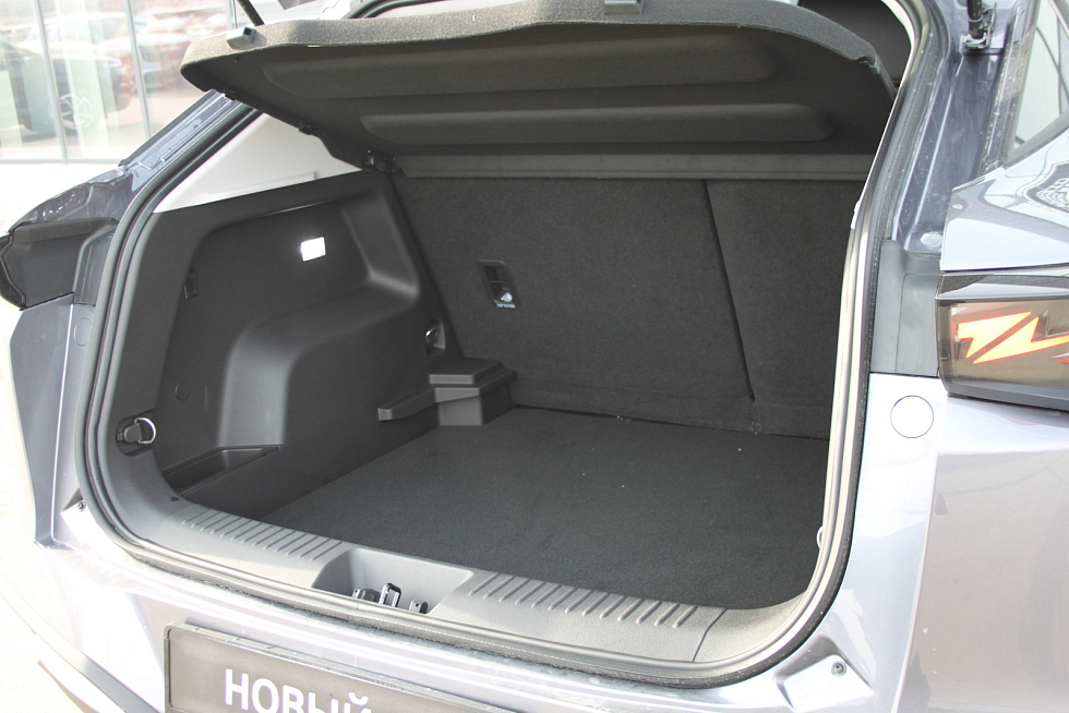 Omoda C5 Стиль, серый