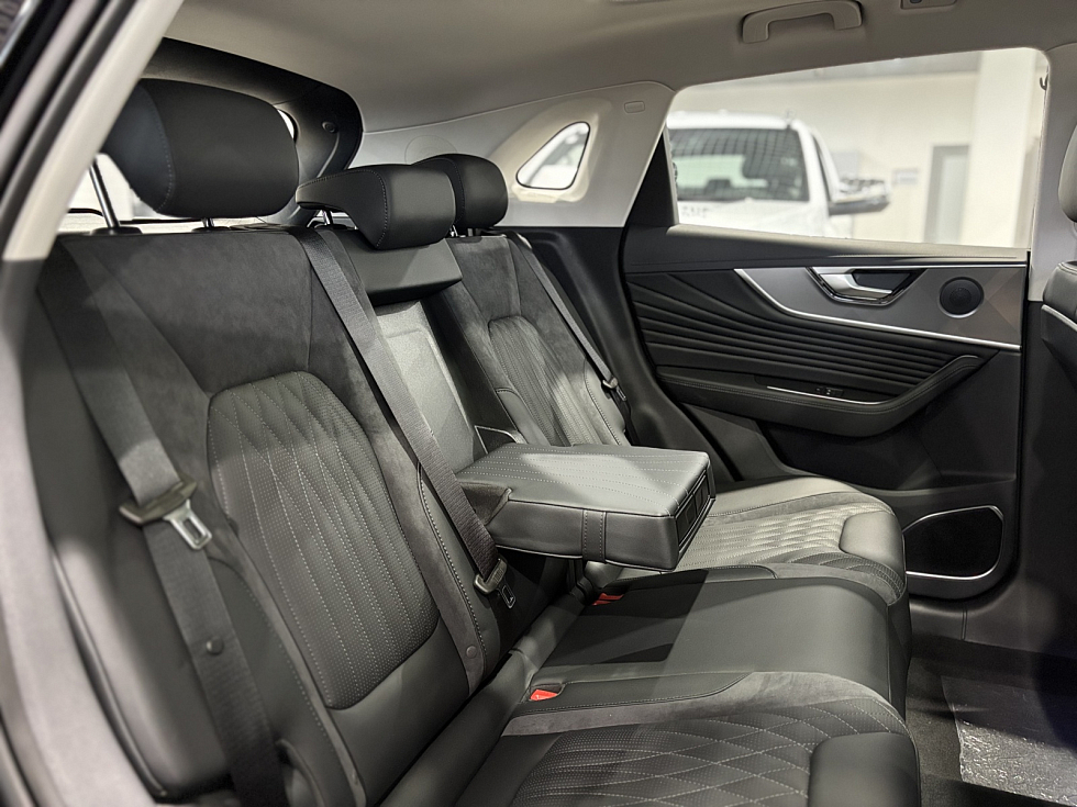 Hongqi HS3 Comfort, голубой