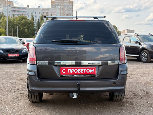 Opel Astra, 2011 года, пробег 254000 км