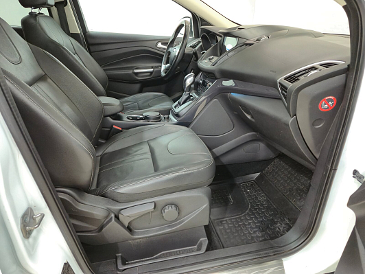 Ford Kuga Titanium Plus, 2014 года, пробег 175434 км