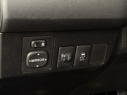 Toyota RAV4, 2013 года, пробег 135138 км