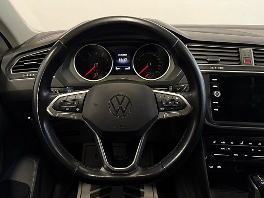 Volkswagen Tiguan Respect, 2021 года, пробег 98600 км