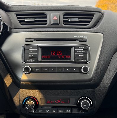 Kia Rio Luxe, 2017 года, пробег 151300 км