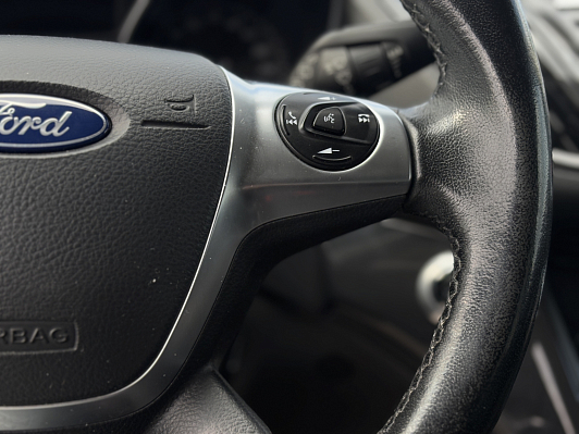 Ford Kuga Titanium, 2014 года, пробег 174312 км