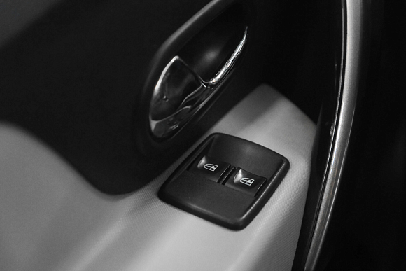 Renault Logan Luxe Privilege, 2014 года, пробег 142000 км